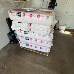 Attic insulation R60 