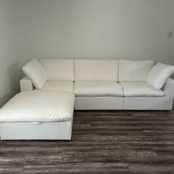 New🚚White Couch
