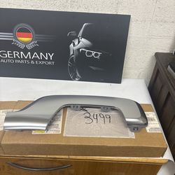 NEW OEM Rivian Rear Fascia Applique Right Hand PT00015377-B.  # 3499