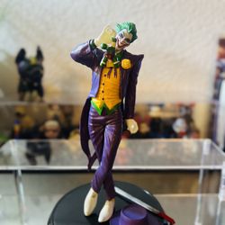 Joker Statue Figure