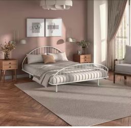 Queen size white bedframe