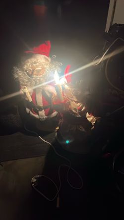 Moving Mr. And Mrs. Santa Claus For Decorations