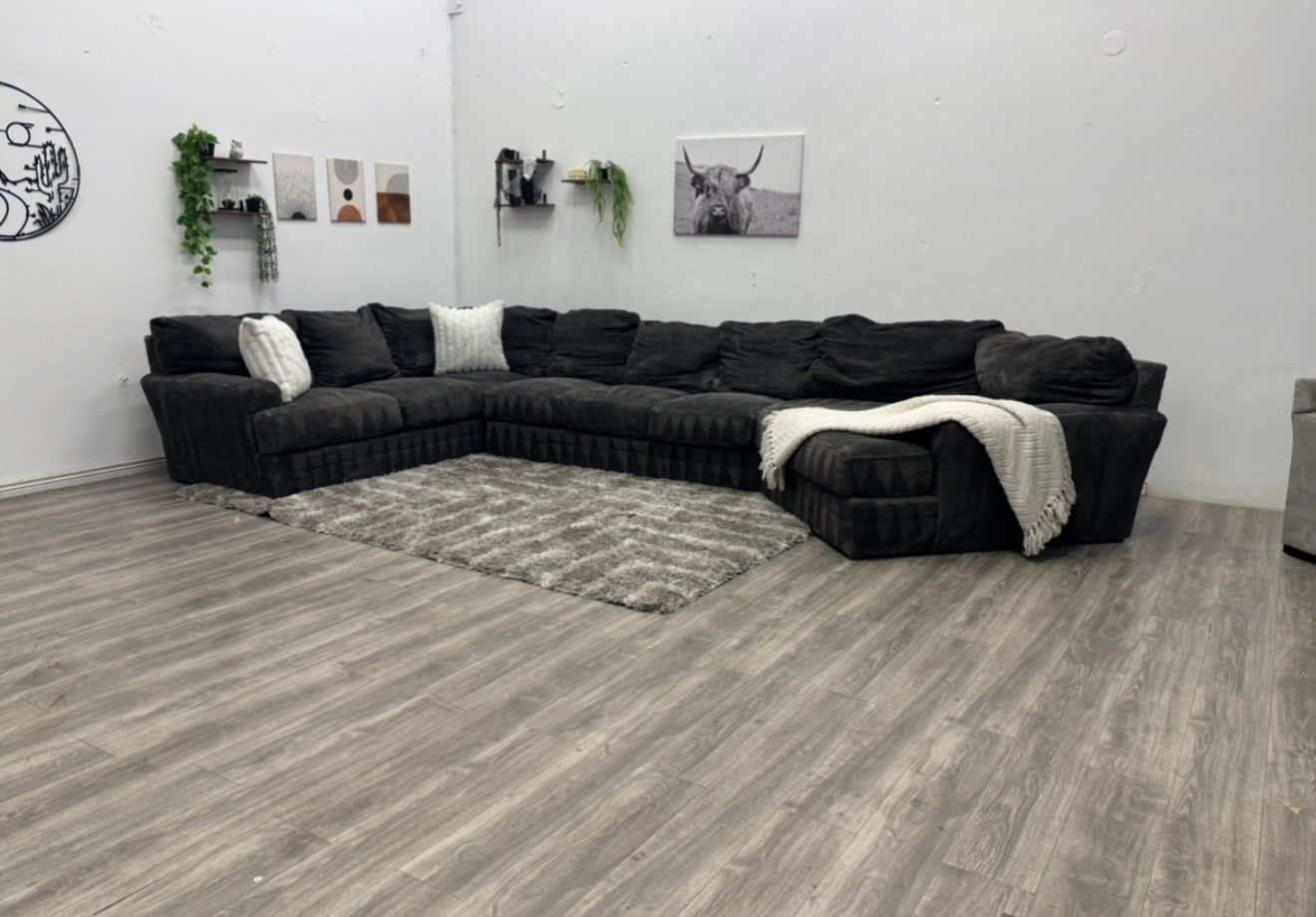 Mammoth Sectional Couch - Free Delivery