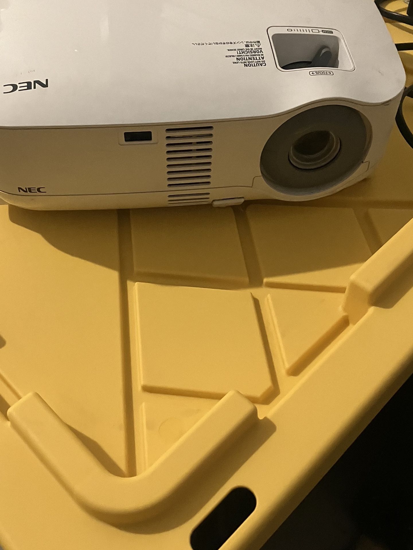 NEC Projector Make Best Offer for Sale in Scottsdale, AZ OfferUp