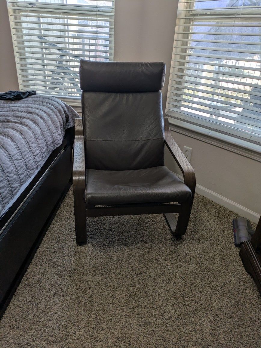 POÄNG
Armchair and ottoman