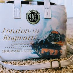 Collectible Harry Potter Purse - Platform 9 3/4