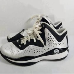 Size 10 Men’s Derrick Rose Adidas