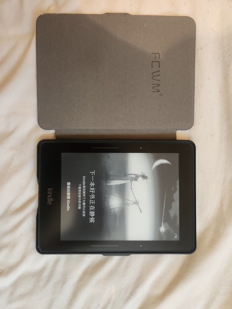 Amazon Kindle Voyage 6'' 4GB eBook Reader