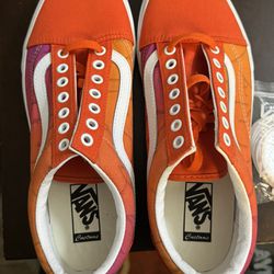 Vans Off The Wall Brand New Never Worn Skater Shoes. Men’s 10 Ladies 11 1/2. $40.00 OBO
