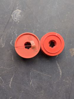 replacement spool for grass eater edger. do not know which model it goes to