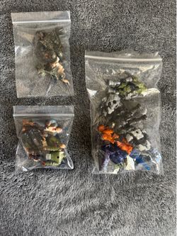 Mega block minifigs