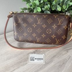 Lv Pochette accessories 
