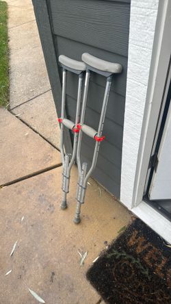 Adult Crutches
