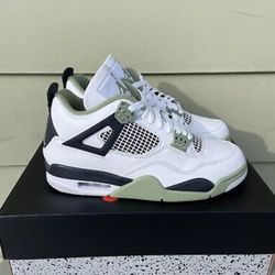 WMNS AIR JORDAN 4 RETRO
