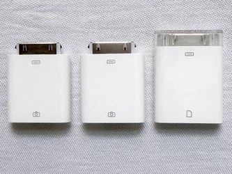 Apple A1358 (Camera) & A1362 (SD Card) 30-Pin Adapters For Older iPad