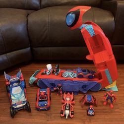 Marvel Spidey and His Amazing Friends Spider Crawi-R 2-in-1 Deluxe Headquarters And extra cars