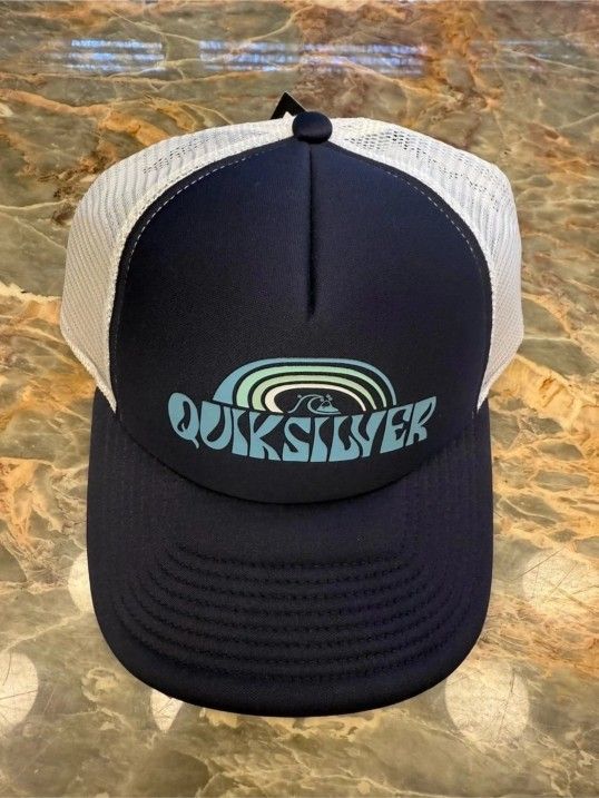 NWT Quiksilver Foam Mesh Back Snapback Navy/White Trucker Cap ONE SIZE $40 Retail