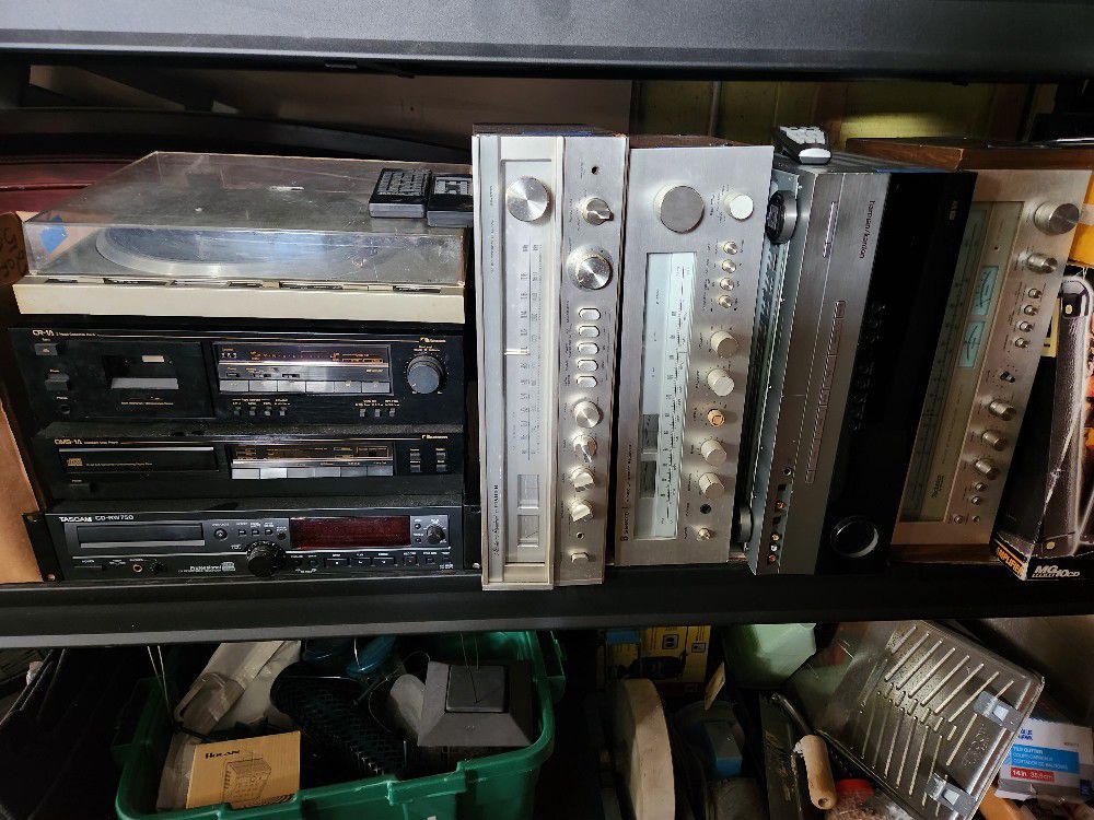 Lot of Vintage Home Audio Equipment - Pioneer, Nakamichi, Harman/Kardon, Sherwood, Fisher