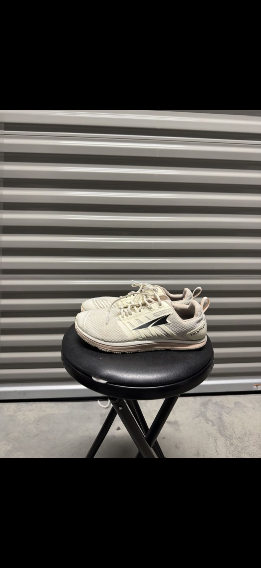 Altra Lifting Shoes
