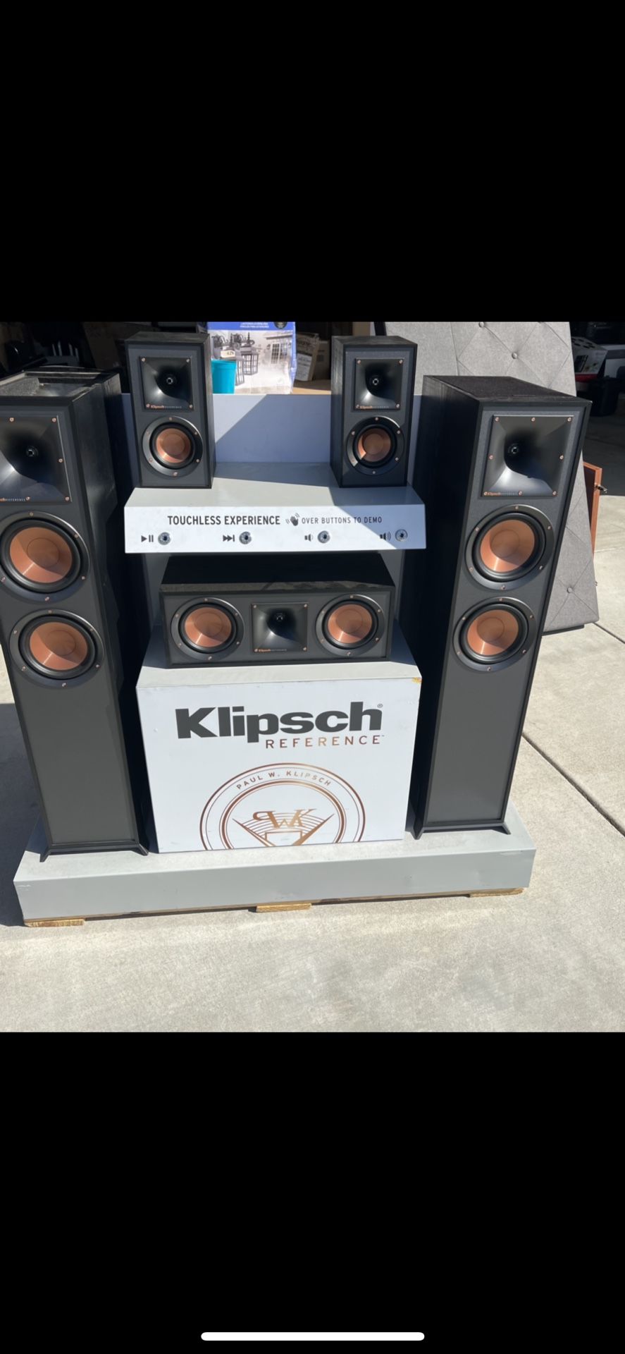 Klipsch Reference Dolby Atmos 5.0.2 Home Theater System