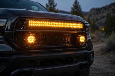 20 Inch Amber LED Light Bar + 2 Pods - Brand New
