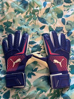 Puma Ultra Protect Pro Regular Cut Goalie Gloves Size 9