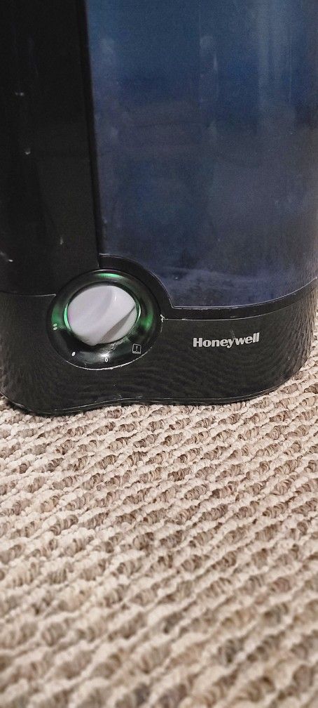 Honeywell Humidifier With Essential Oil Diffuser