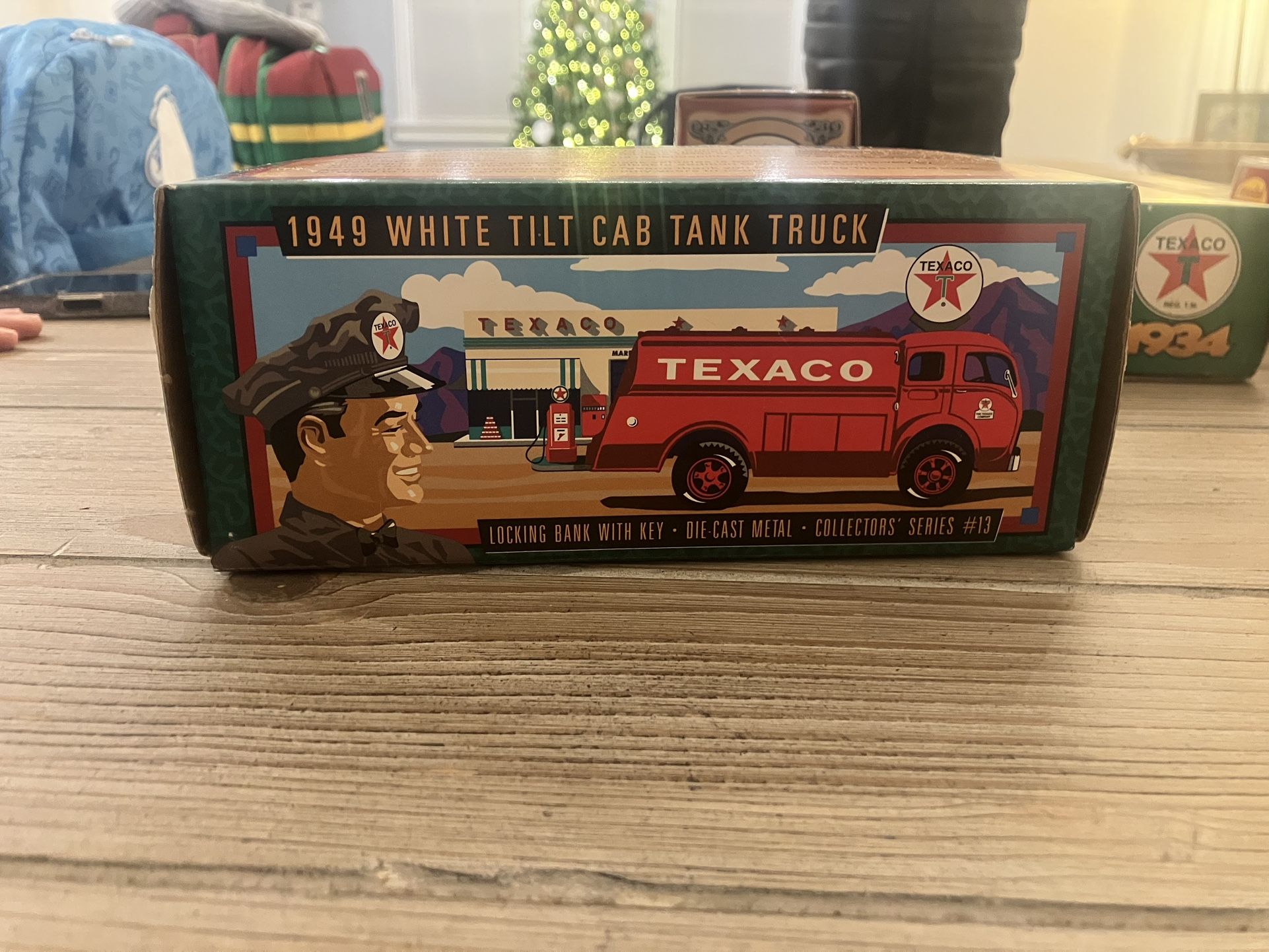 Texaco Tanker Locking Bank
