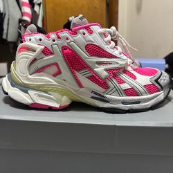 Pink Balenciaga Runner Men’s 9