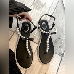 2023 women summer spring flat black pearl sandals size 8 (retail 180$)