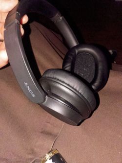 black Sony WH-CH720N wireless noise-canceling over-ear headphones