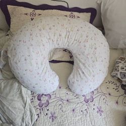 Nursing Pillow