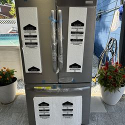 Frigidaire Gallery Refrigerador 36 X 69 X 29 Brand New One Receipt For One Years Warranty 