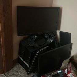 2 Dell Full Desktops
