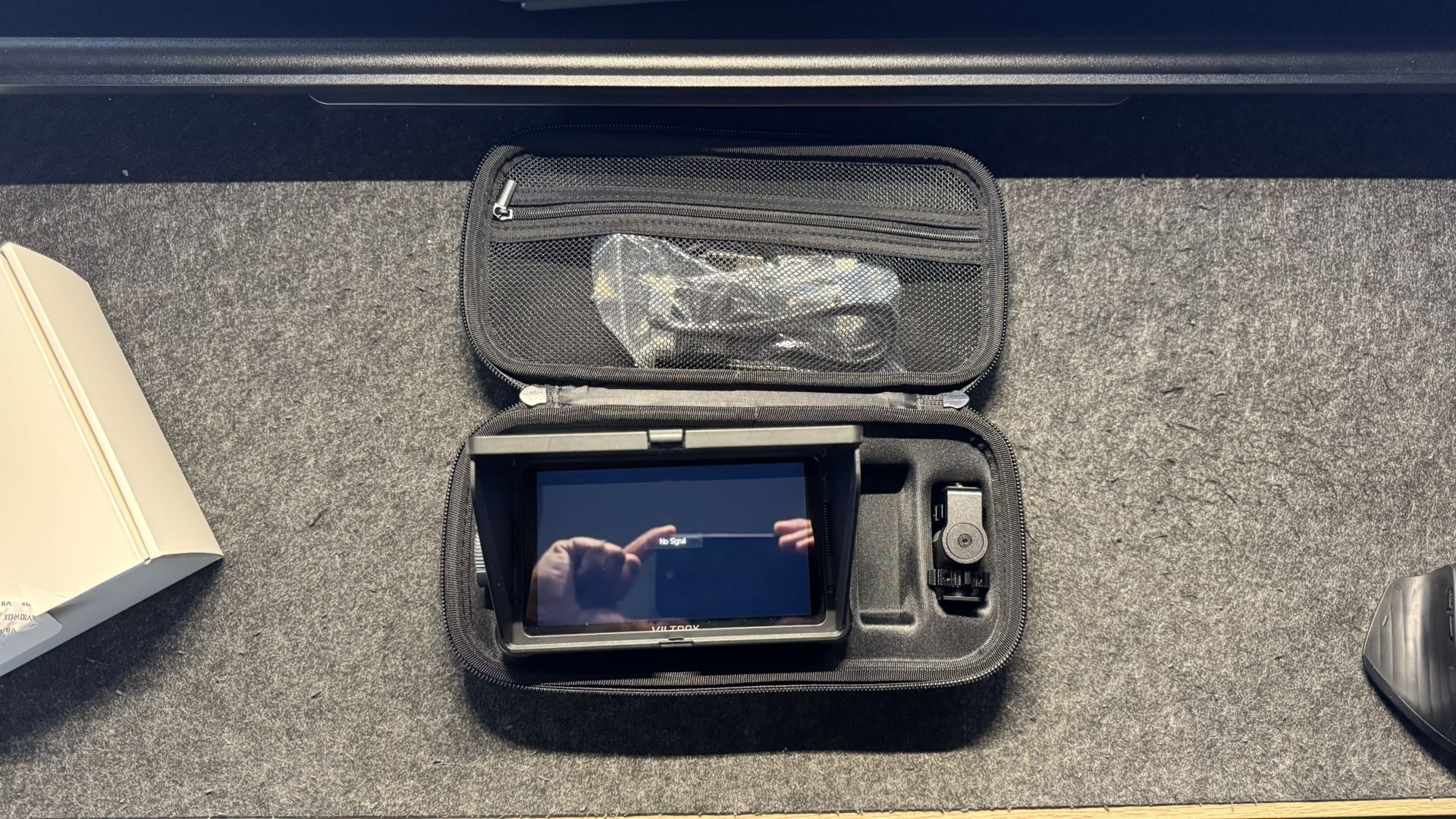 VILTROX DC 550 Pro 5.5" Camera Monitor