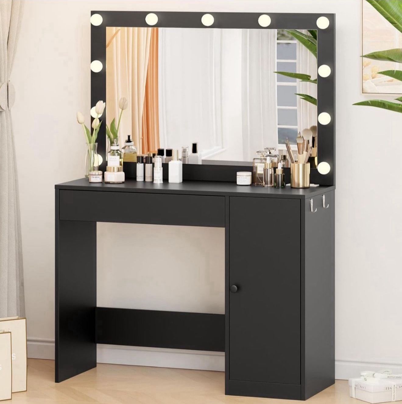 Makeup Vanity w/ LED Mirror, Charging Port & Storage โ Open Box