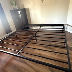 Metal Bed Frame (king)