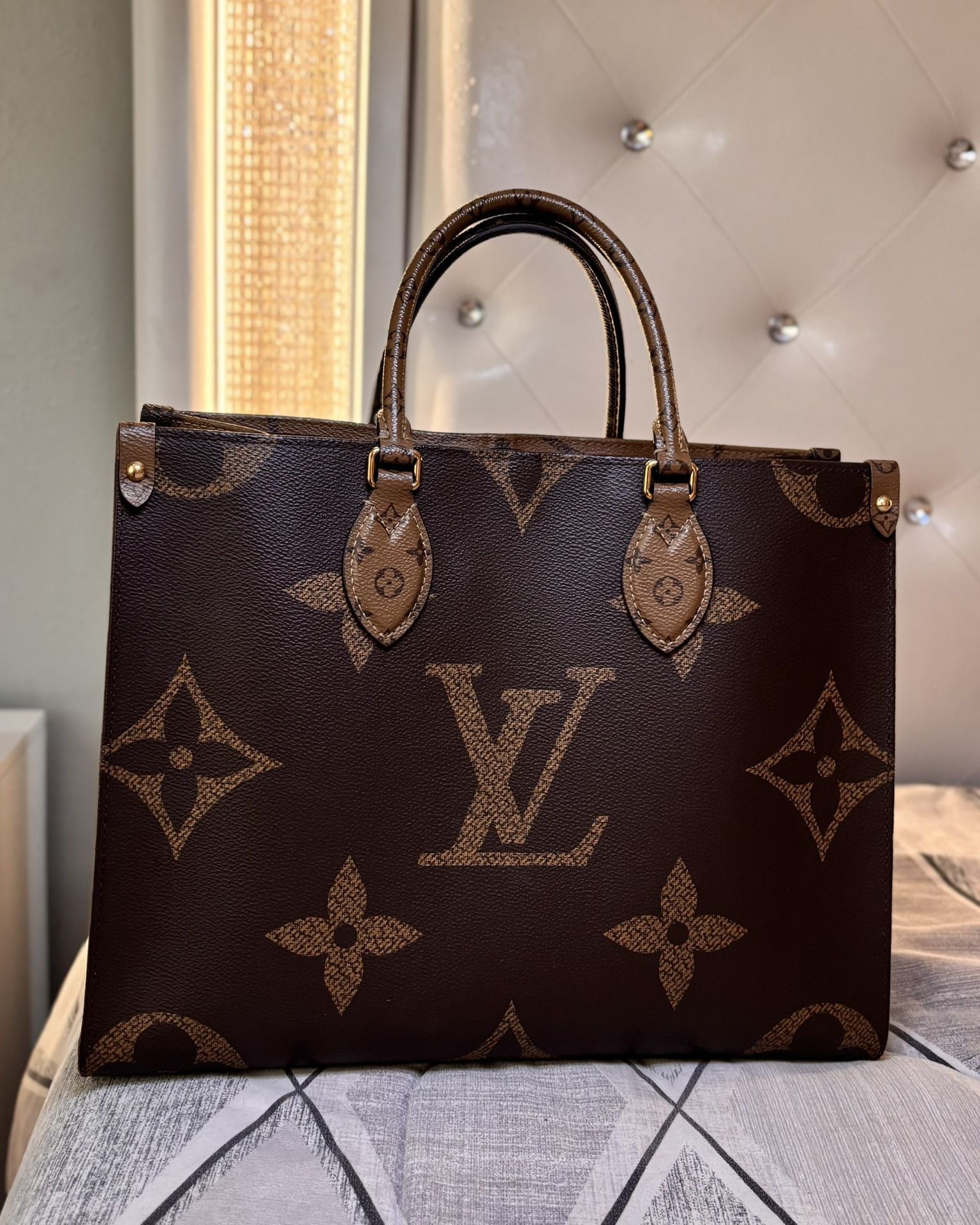 Louis Vuitton OnTheGo MM