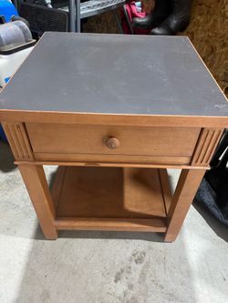 Wood end table-nightstand
