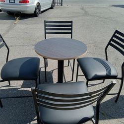 Set Of 4 Chairs And Table 