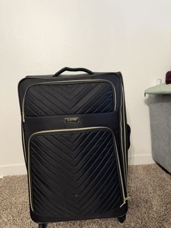 Kenneth Cole Reaction Chelsea Chevron Luggage