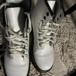 Dr Martens White Leather Ankle Boots