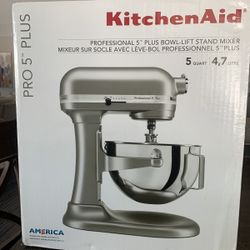 KitchenAid Pro 5 Plus 5 Quart Bowl-Lift Stand Mixer