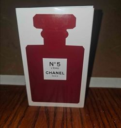 Limited Edition Chanel No. 5 L’Eau Red Edition (100ml / 3.4 fl. oz.)