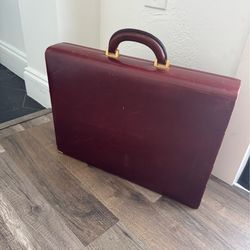 TUMI Red Burgundy LEATHER Business BRIEFCASE Locking Hard Case 3” Executive