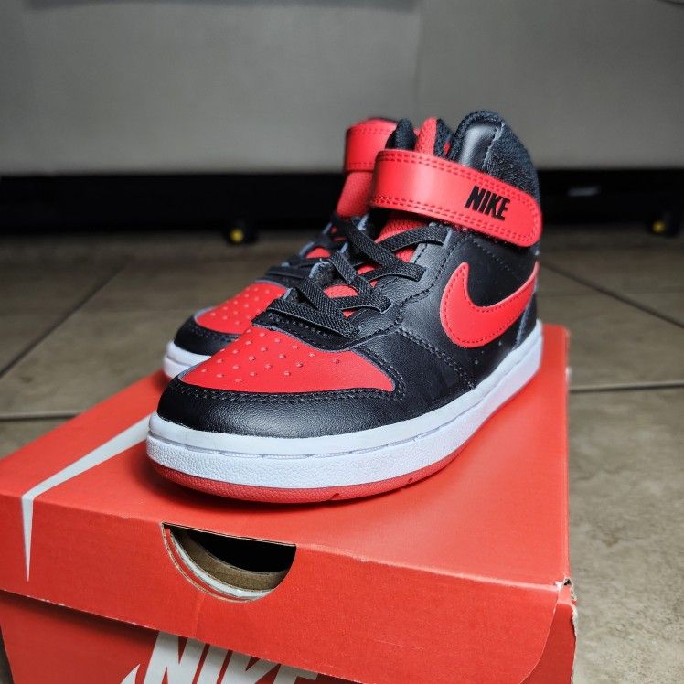 Nike Court Borough Mid 2 Kids Size 10.5C – Black/Red– NEW in Box – Back to School