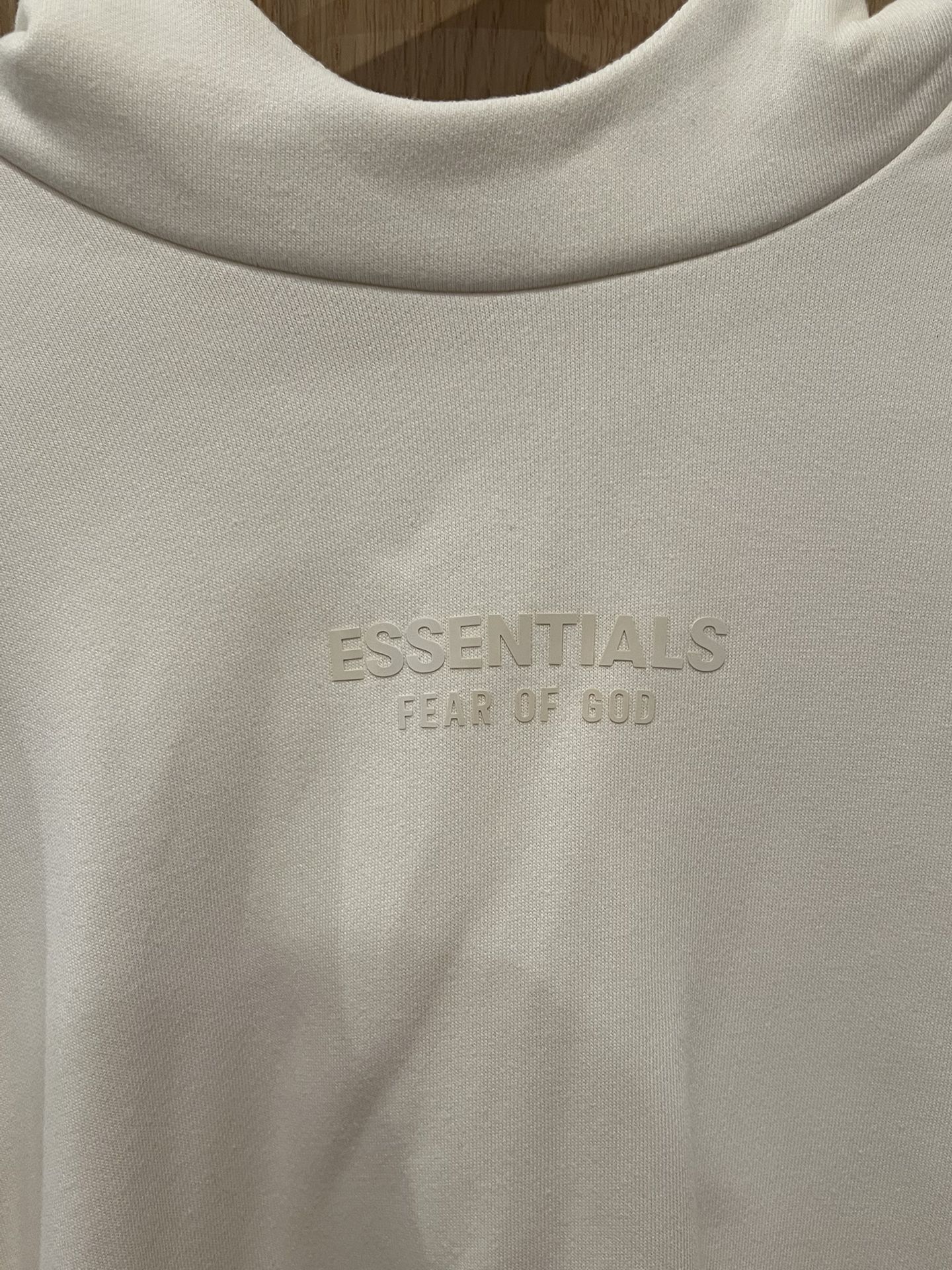 Essential hoodie M Size