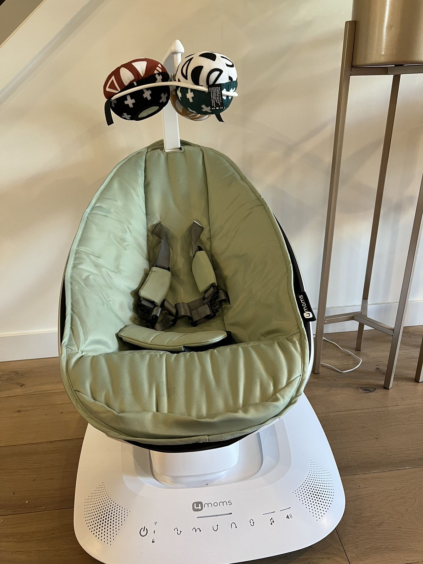 MamaRoo Multi- Motion Baby Swing
