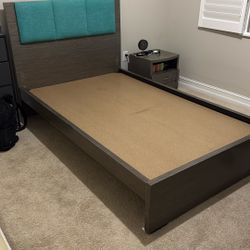 Full Size Bed