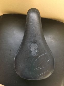 Shadow Conspiracy Bmx Seat Pivitol 